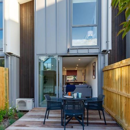 City Lights Retreat With Carpark 2 Bed 2 Bath كريستتشيرش المظهر الخارجي الصورة