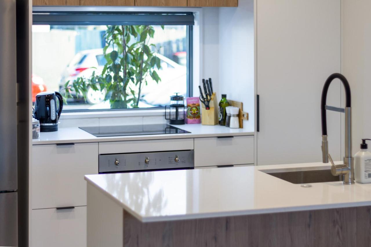 City Lights Retreat With Carpark 2 Bed 2 Bath كريستتشيرش المظهر الخارجي الصورة